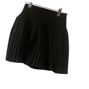 ALO Yoga Black Pleated Athletic Skirt